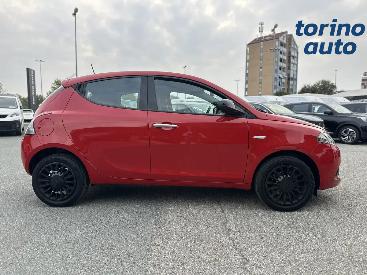 Lancia Ypsilon usata a Cuneo (8)