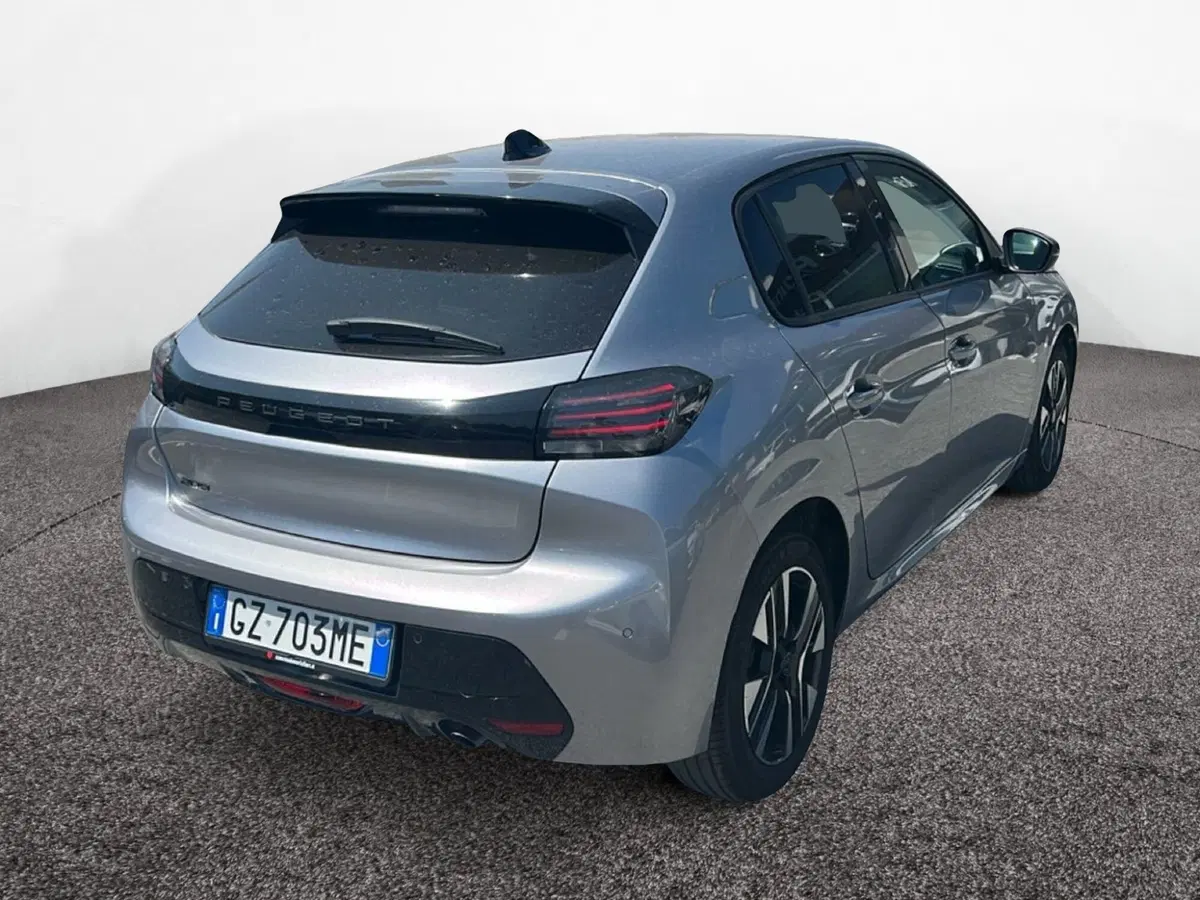 Peugeot 208 usata a Roma (3)