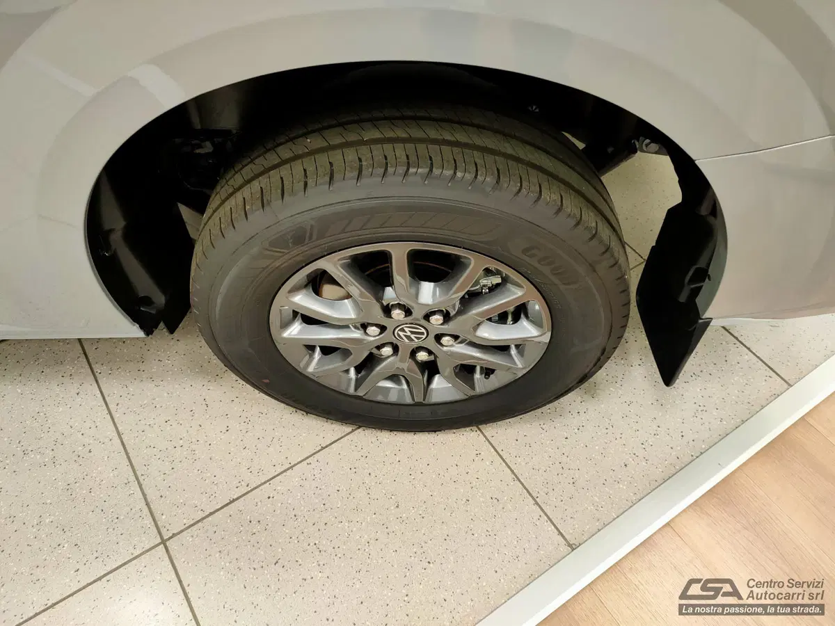 Volkswagen Veicoli Commerciali Caravelle nuova a Bologna (14)