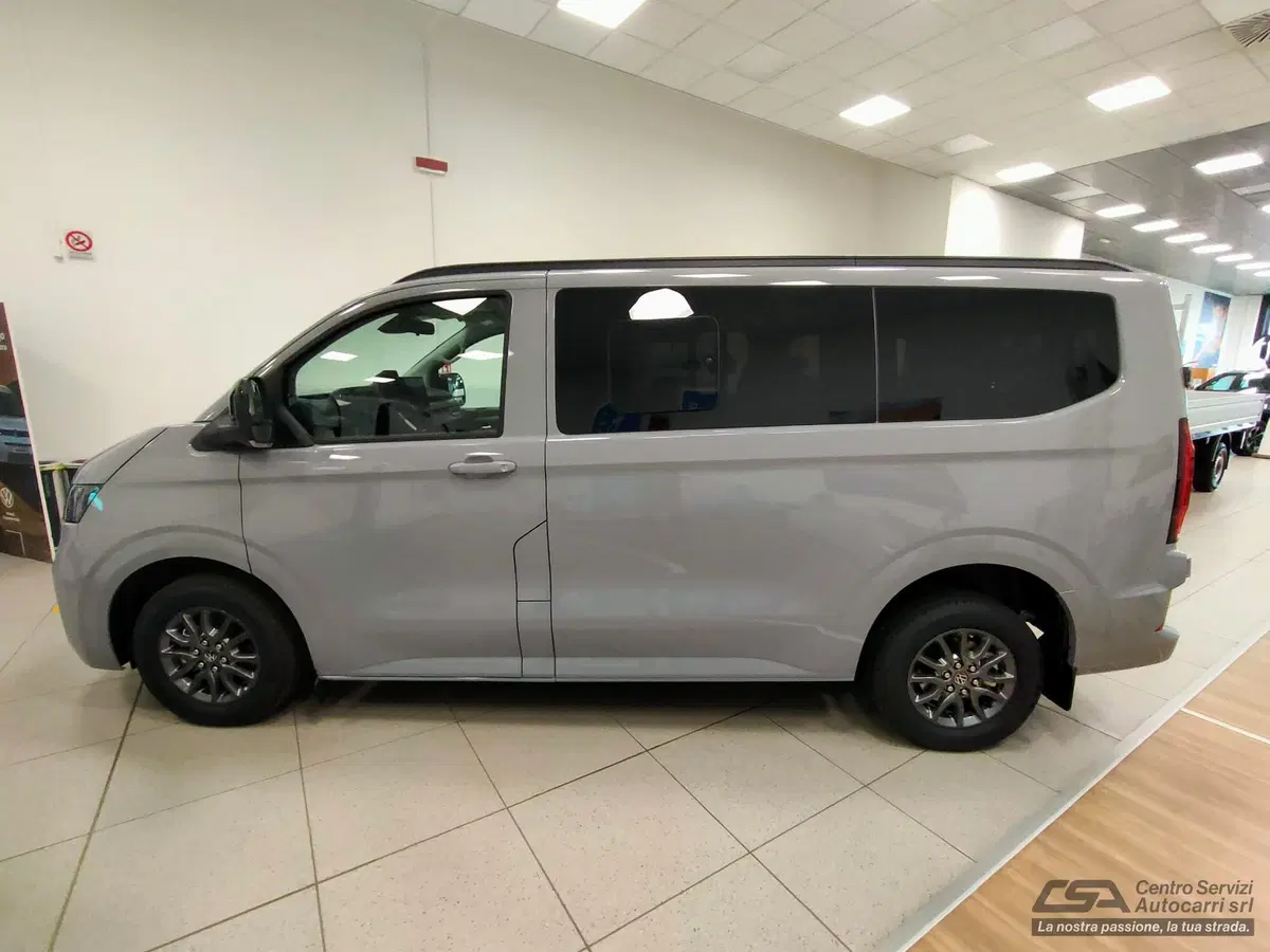Volkswagen Veicoli Commerciali Caravelle nuova a Bologna (2)