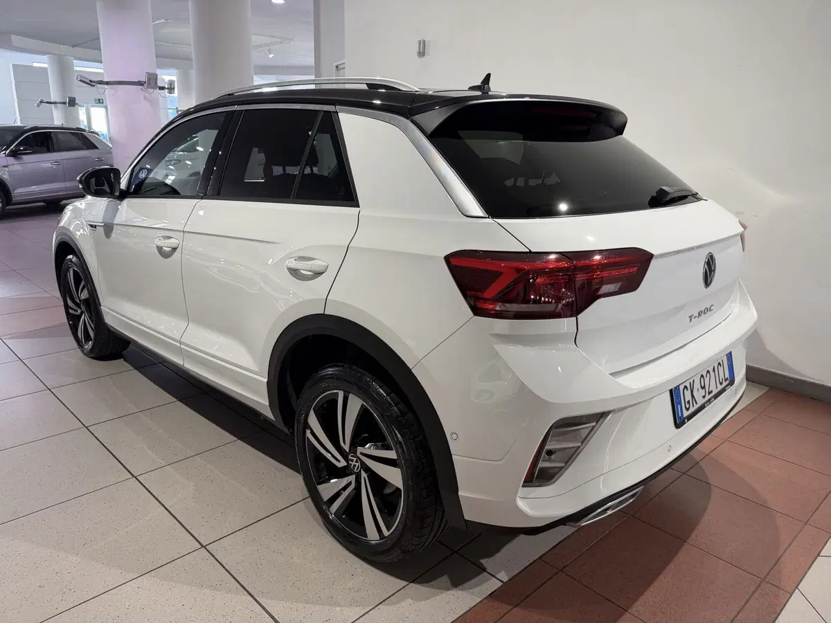 Volkswagen T-Roc usata a Genova (3)