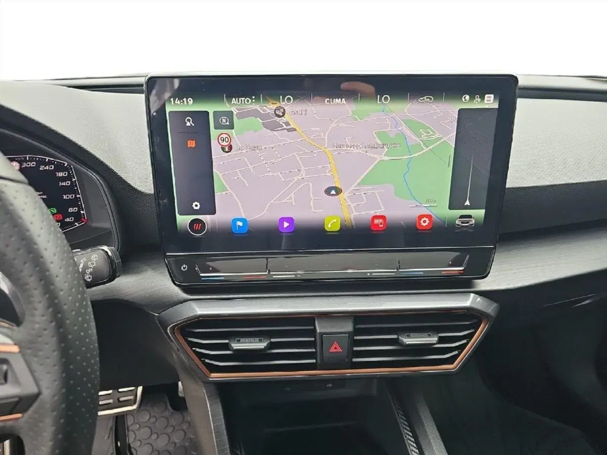 Cupra Leon usata a Lecco (14)