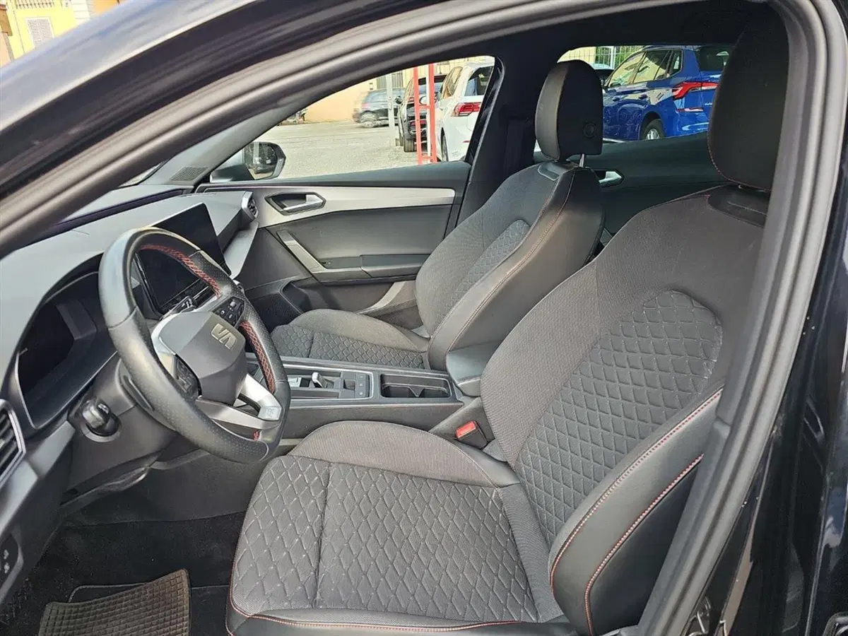 SEAT Leon usata a Lecco (11)