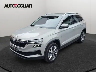 Skoda Karoq 1.5 tsi Style dsg del 2023 usata a Merate