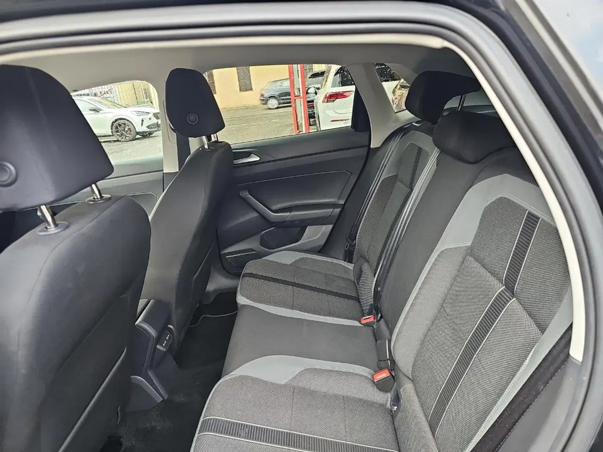 Volkswagen Polo usata a Lecco (13)