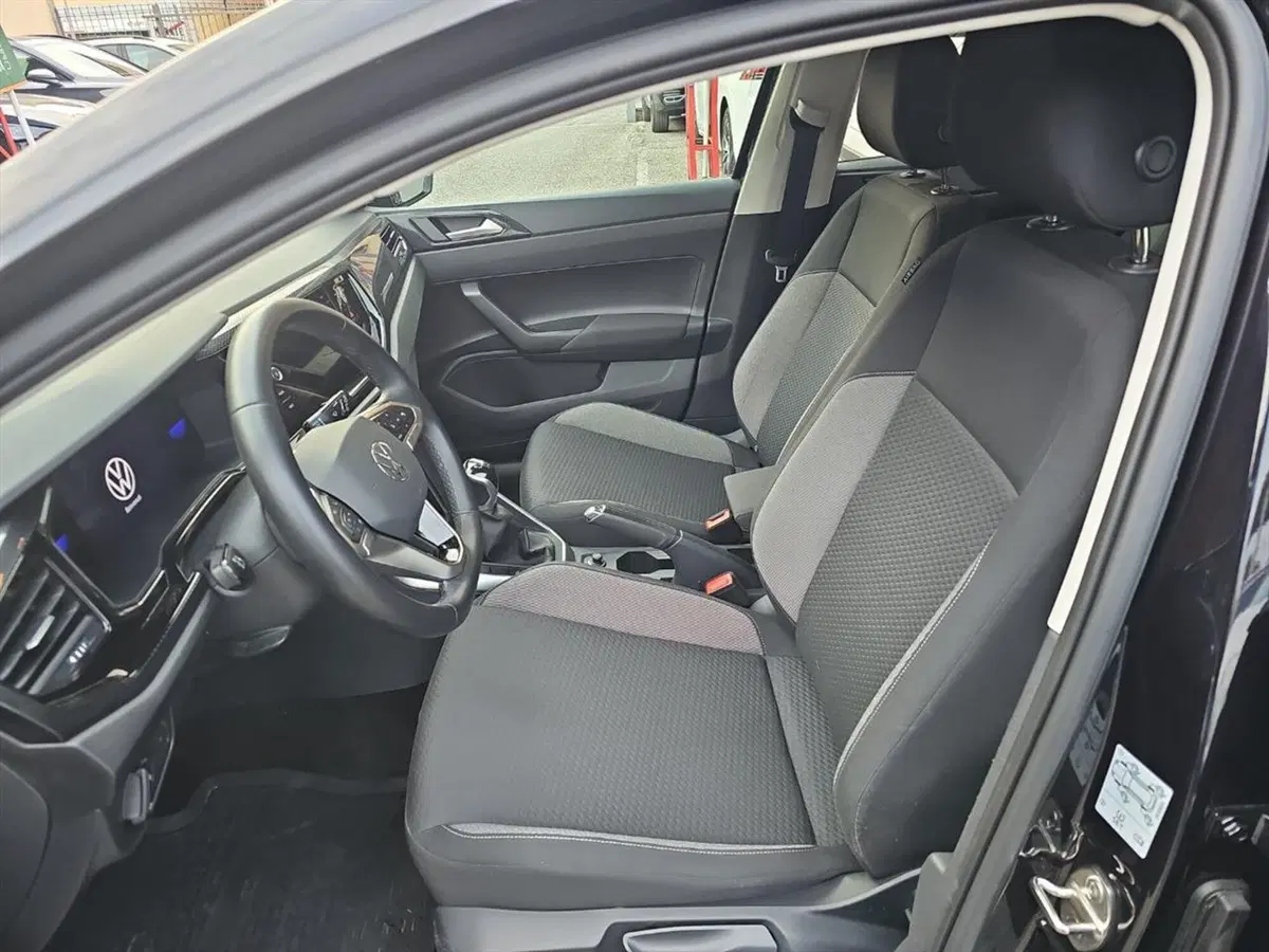 Volkswagen Polo usata a Lecco (11)