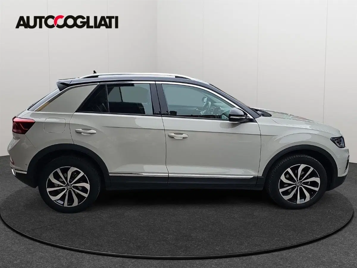 Volkswagen T-Roc usata a Lecco (7)