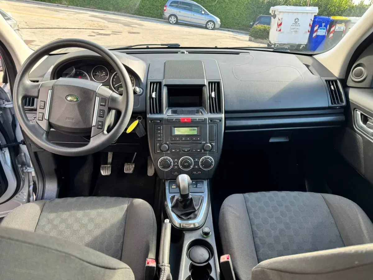 Land Rover Freelander usata a Macerata (7)