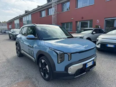 Kia EV2 42,2 kWh Earth obc 22kW del 2026 usata a Castenaso