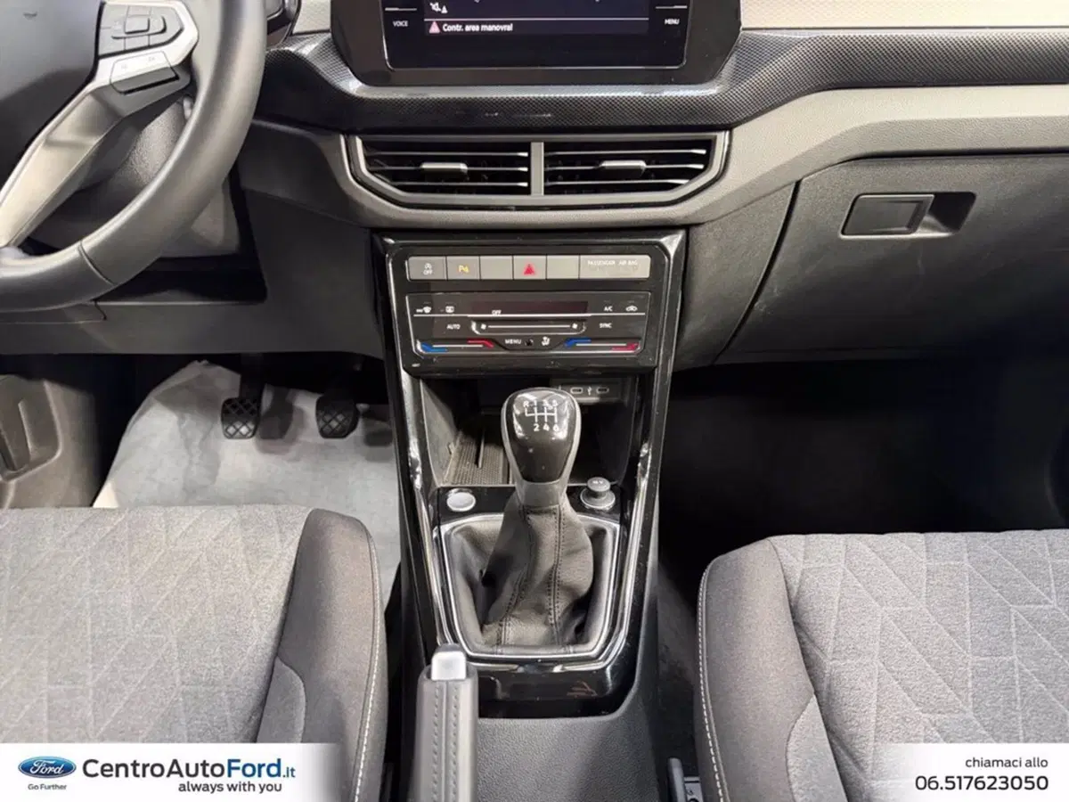 Volkswagen T-Cross usata a Roma (11)