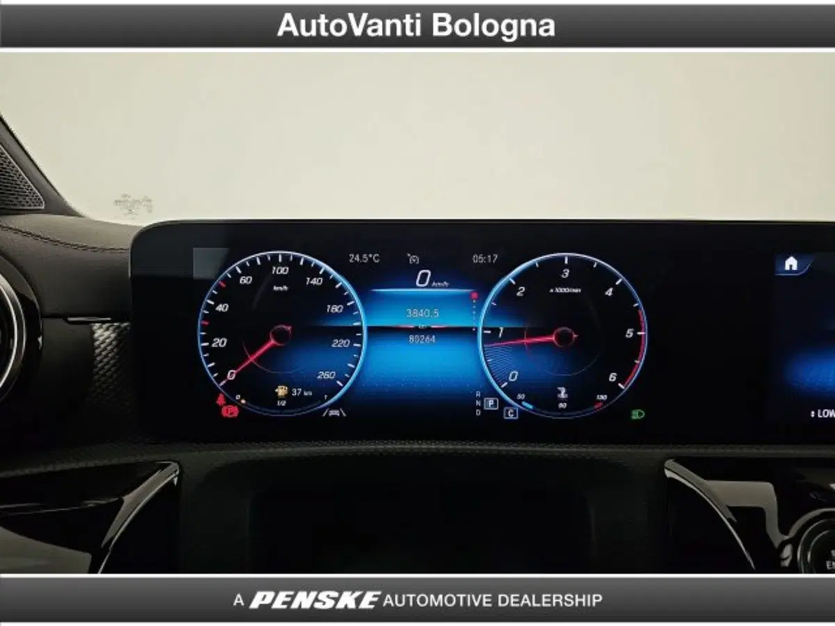 Mercedes-Benz CLA Shooting Brake usata a Bologna (15)