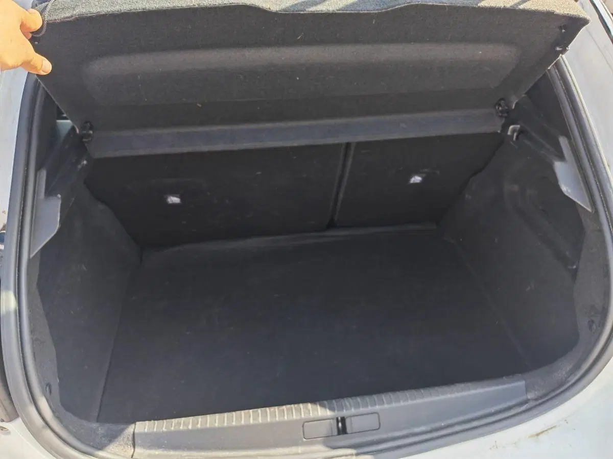 Opel Corsa usata a Milano (7)