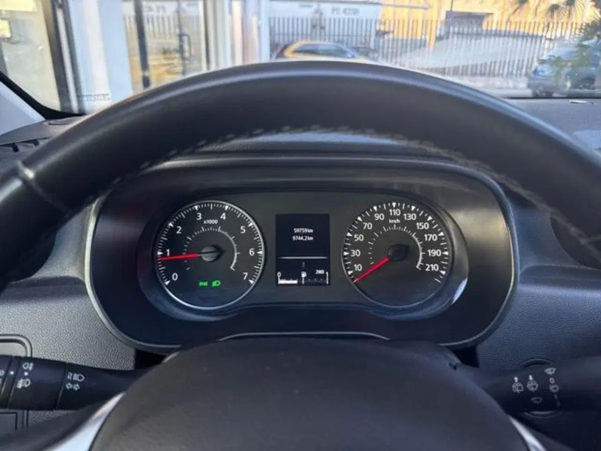 Dacia Duster usata a Sassari (5)
