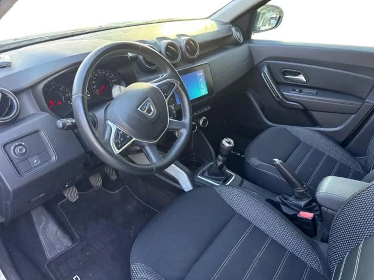 Dacia Duster usata a Sassari (6)