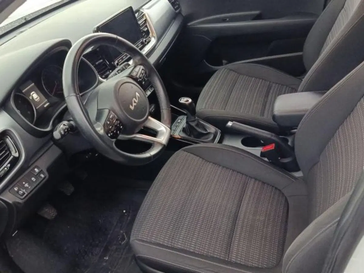 Kia Stonic usata a Sassari (10)
