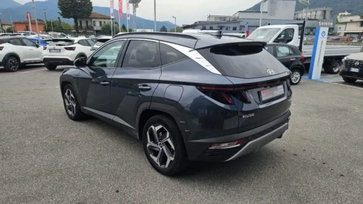 Hyundai Tucson usata a Lucca (6)