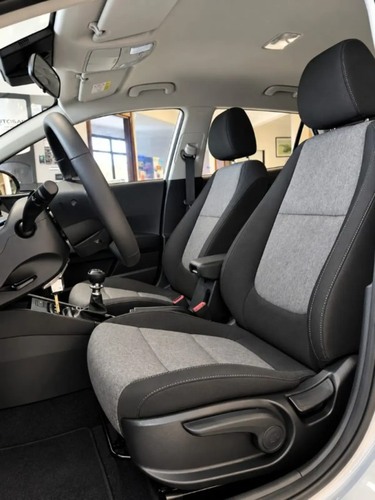 Kia Stonic nuova a Firenze (16)