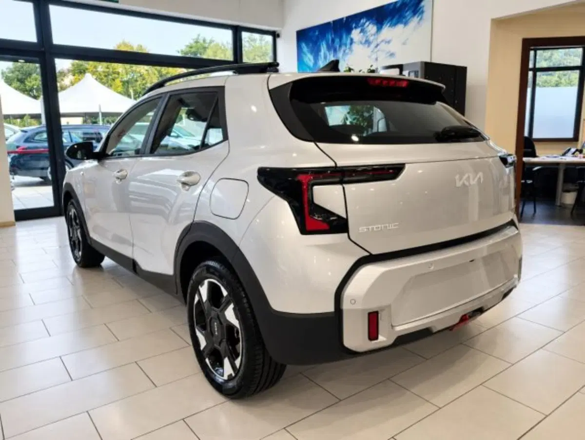 Kia Stonic nuova a Firenze (5)