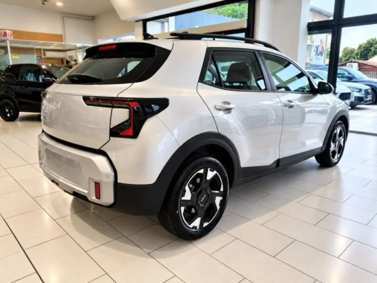 Kia Stonic nuova a Firenze (7)