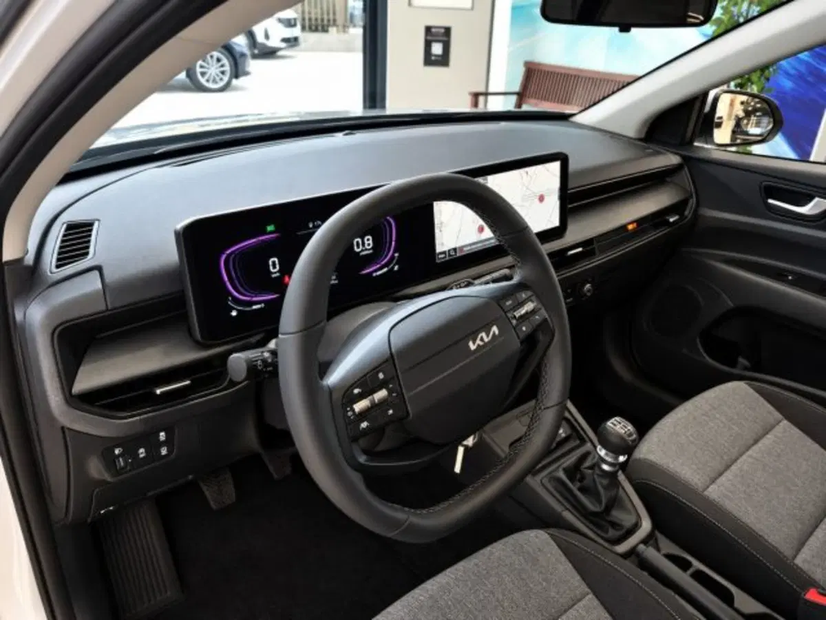 Kia Stonic nuova a Firenze (9)