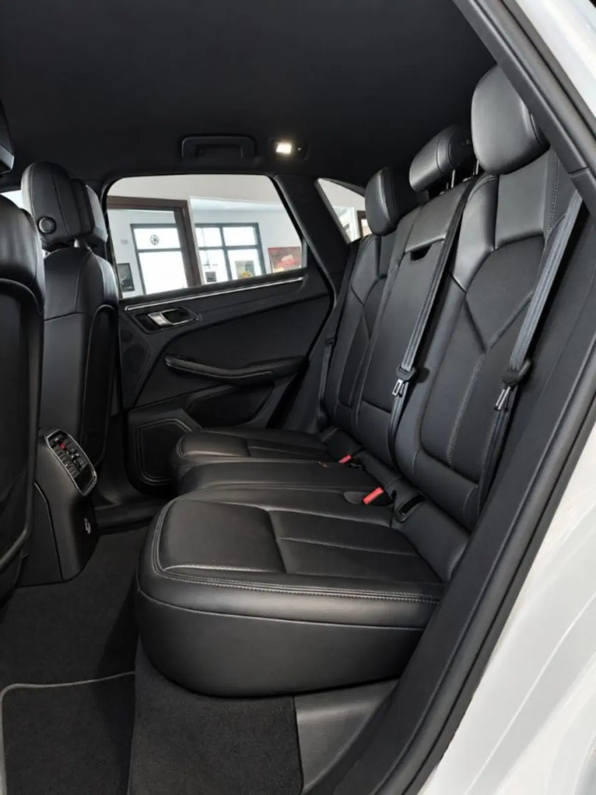 Porsche Macan usata a Firenze (18)