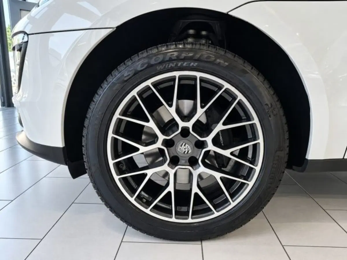 Porsche Macan usata a Firenze (8)
