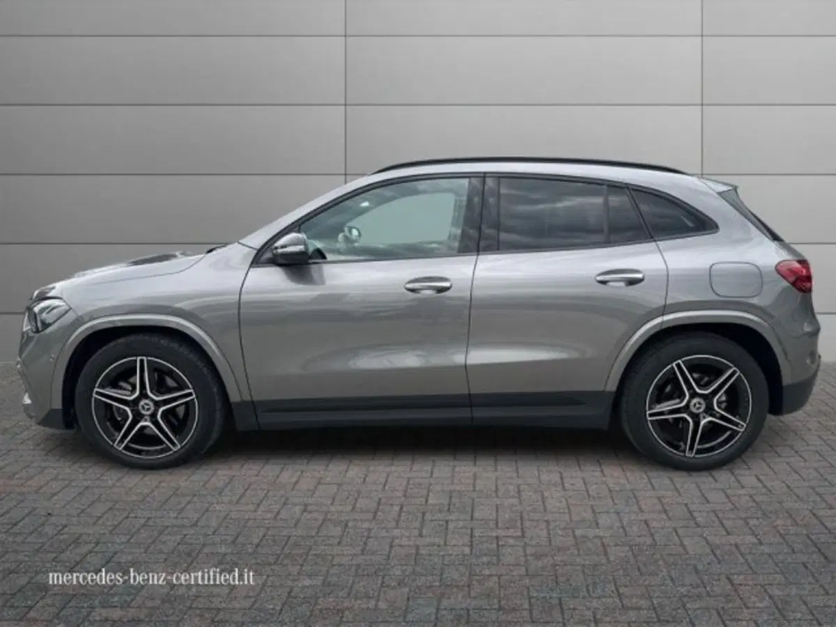 Mercedes-Benz GLA SUV usata a Avellino (6)