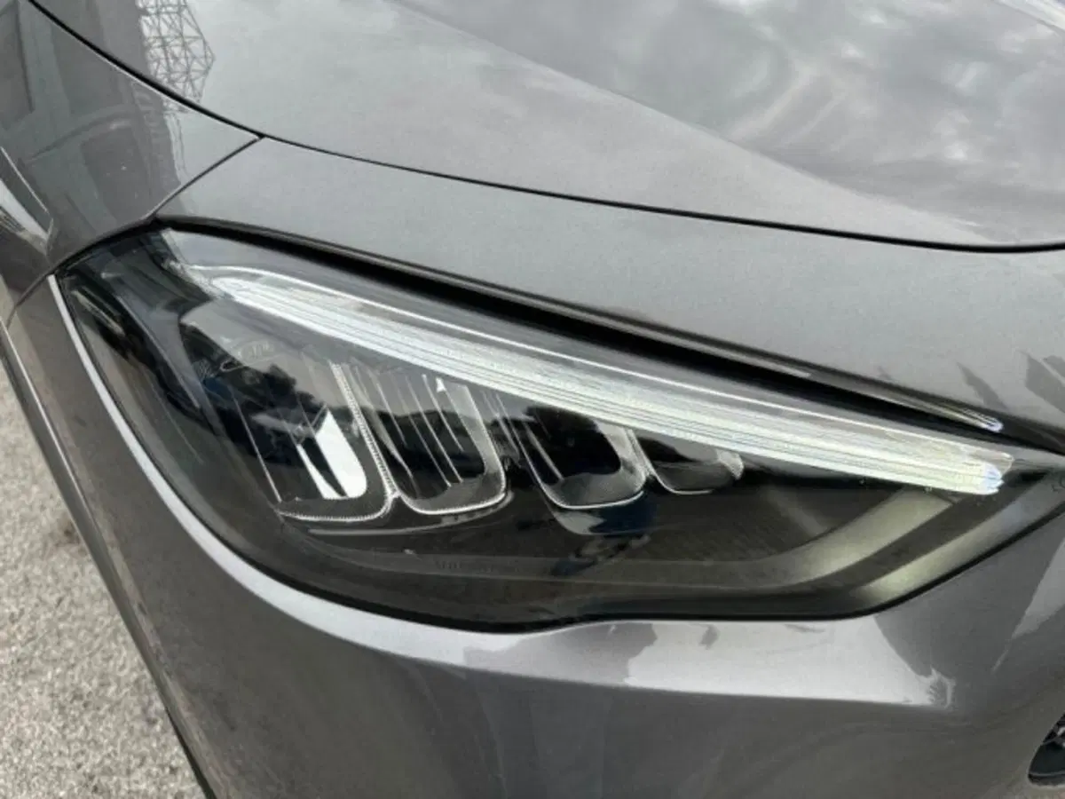 Mercedes-Benz GLA SUV usata a Avellino (7)