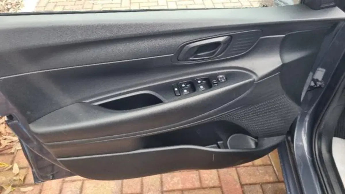 Hyundai i20 usata a Savona (14)