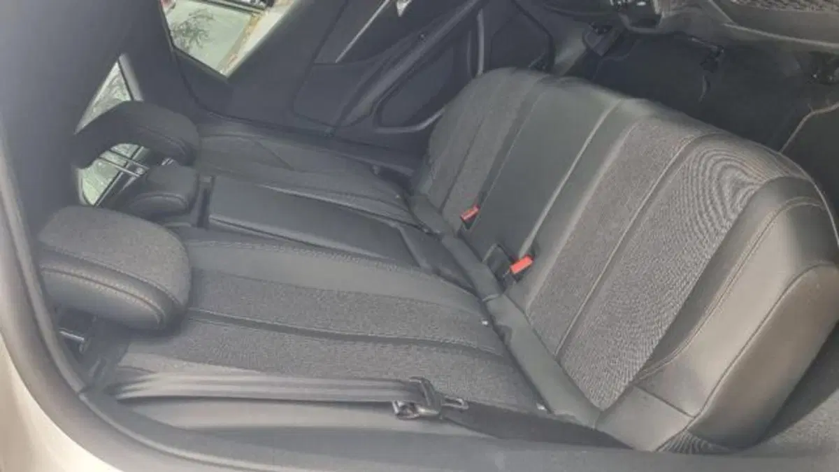 Peugeot 3008 usata a Savona (13)