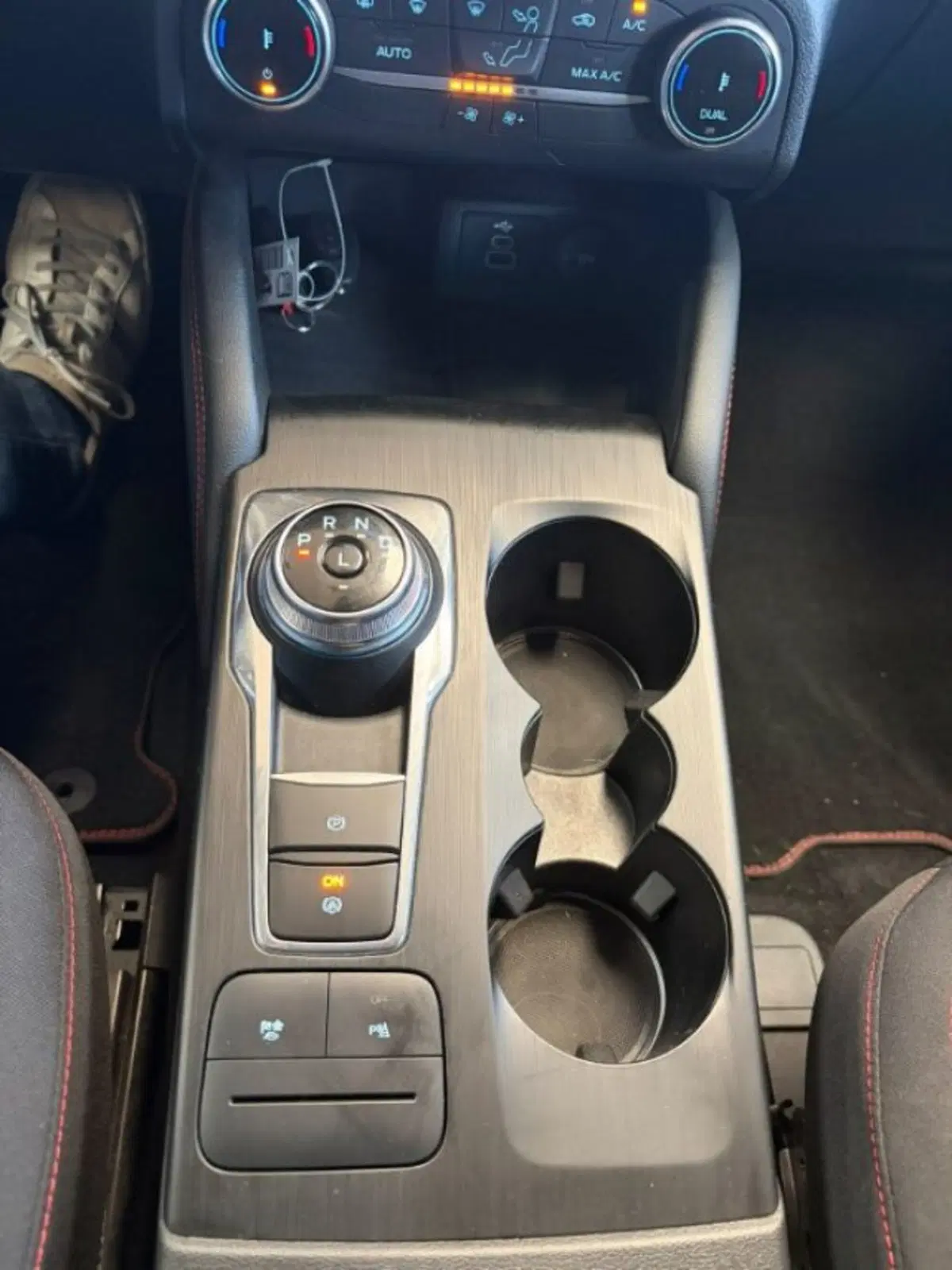 Ford Kuga usata a Lodi (11)