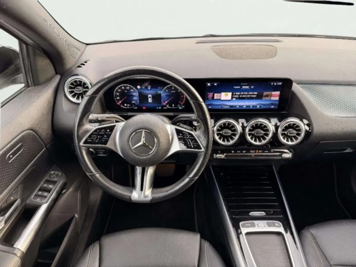 Mercedes-Benz GLA SUV usata a Firenze (10)