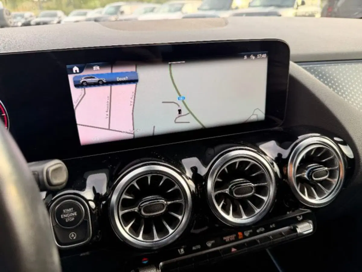 Mercedes-Benz GLA SUV usata a Firenze (11)