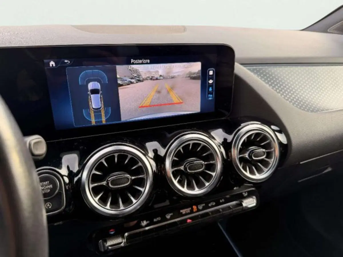 Mercedes-Benz GLA SUV usata a Firenze (13)