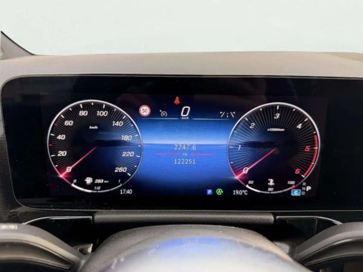 Mercedes-Benz GLA SUV usata a Firenze (14)