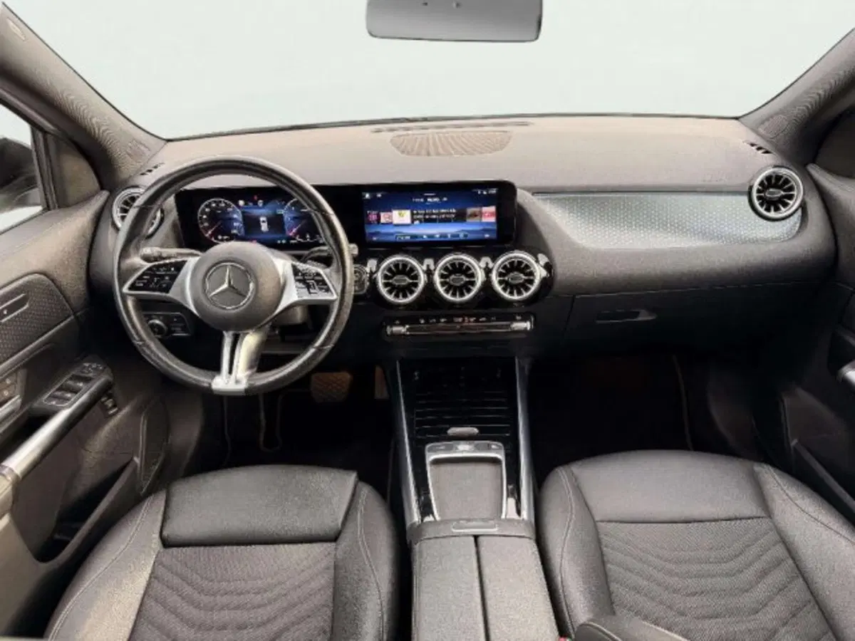 Mercedes-Benz GLA SUV usata a Firenze (4)