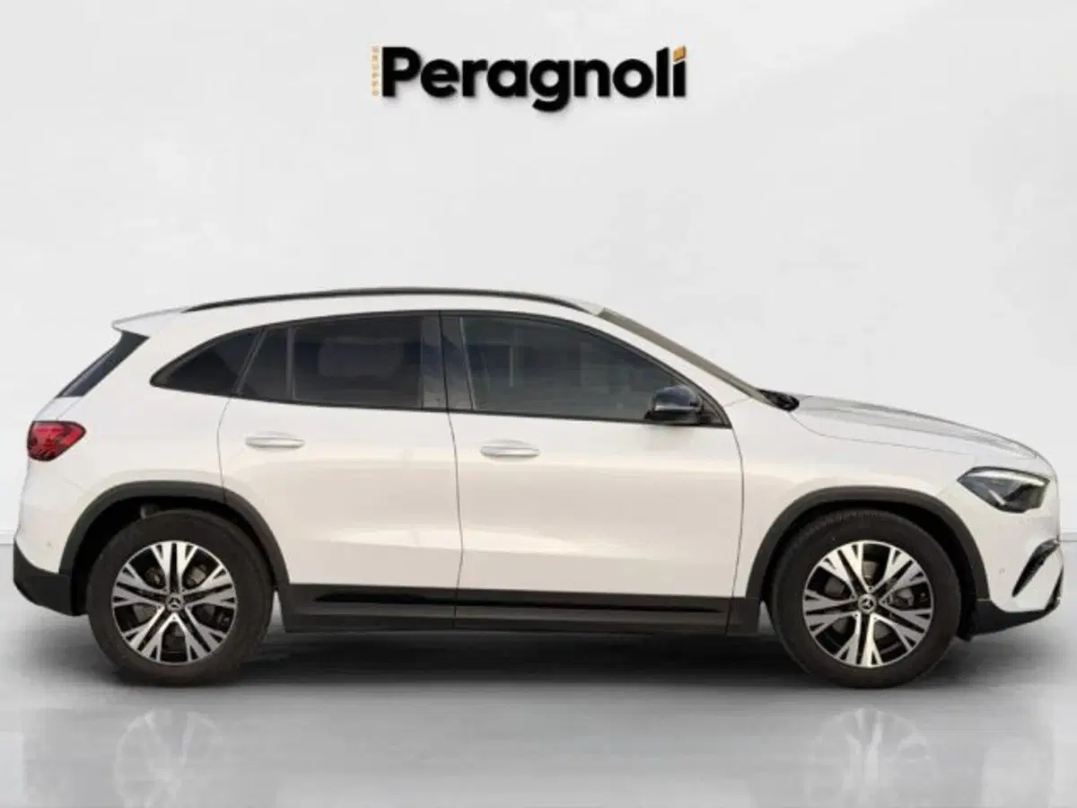 Mercedes-Benz GLA SUV usata a Firenze (6)
