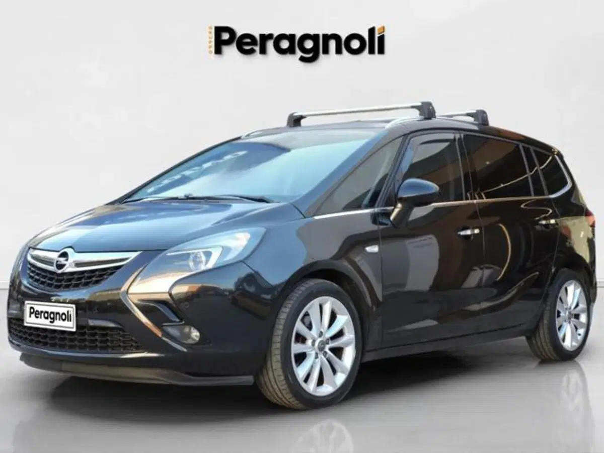 Opel Zafira Tourer usata a Firenze