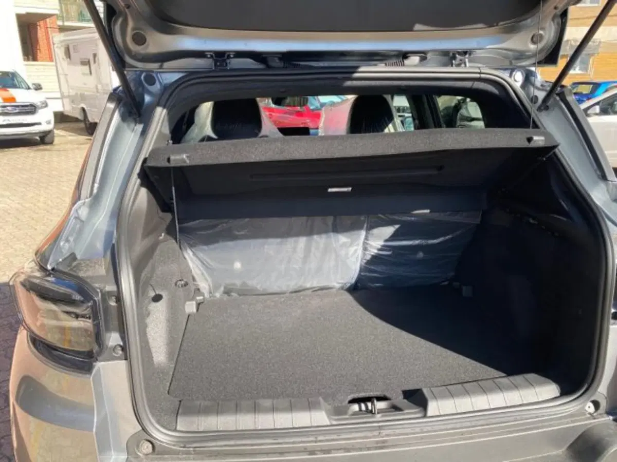 Jeep Avenger nuova a Cuneo (10)