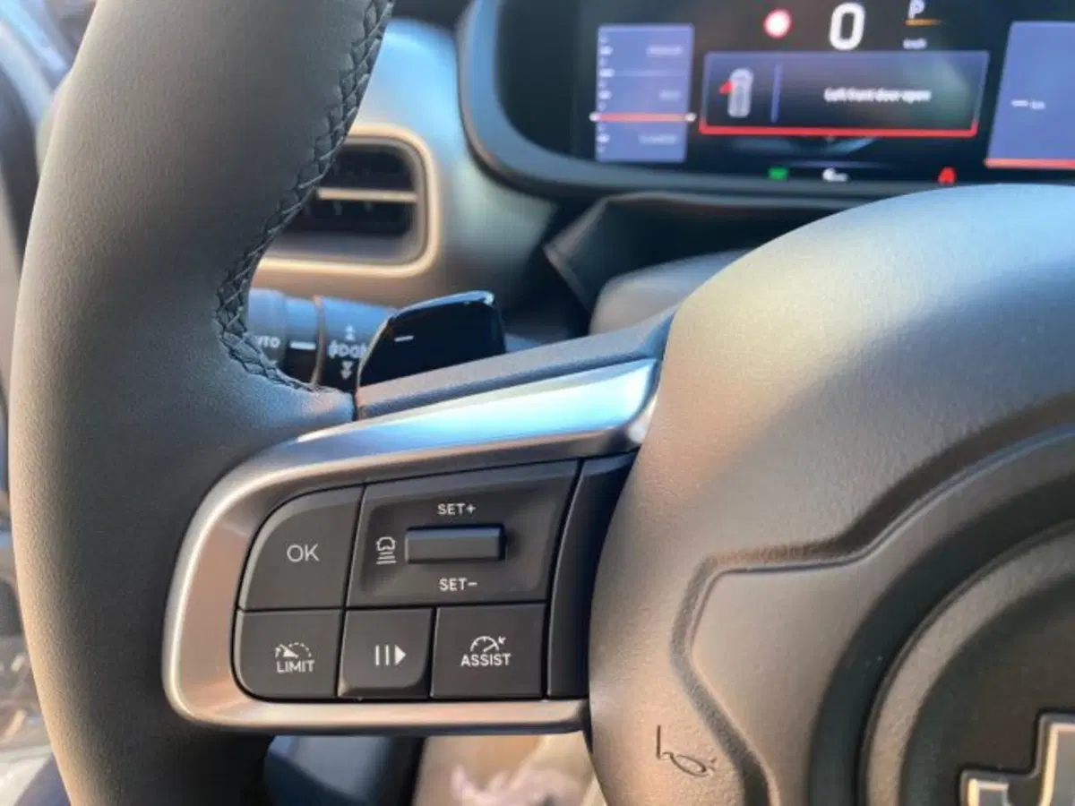 Jeep Avenger nuova a Cuneo (18)