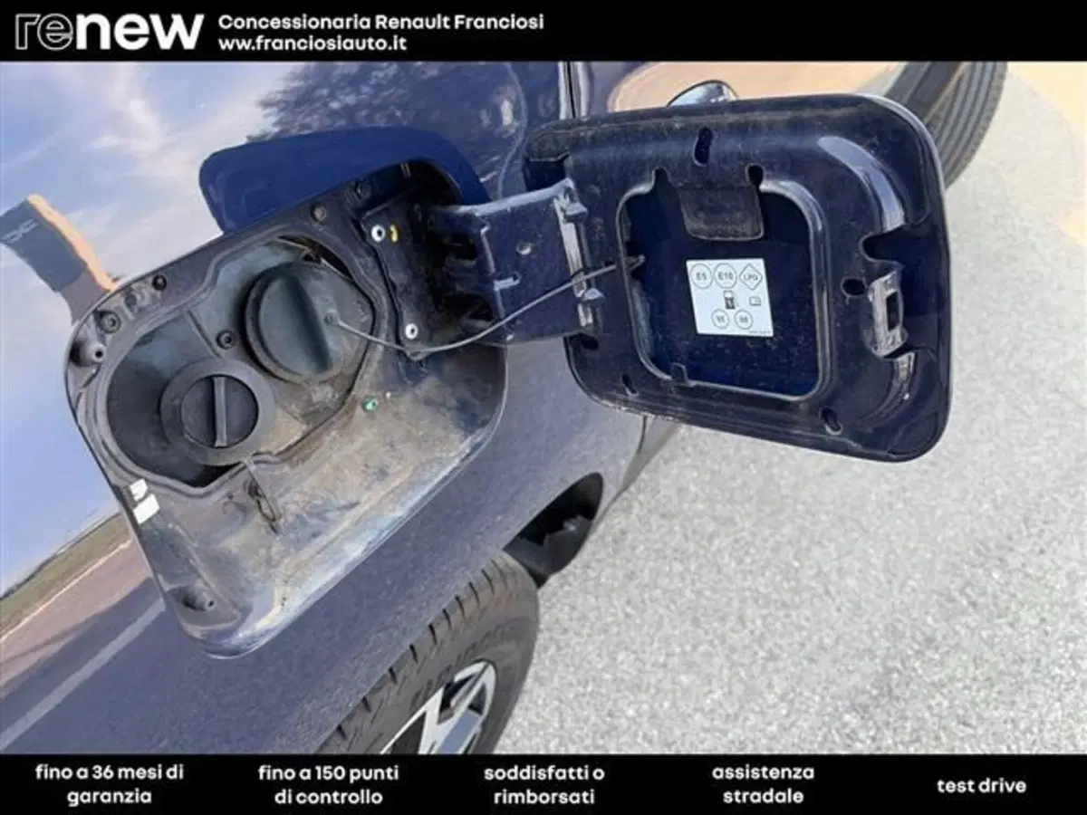 Dacia Duster usata a Modena (20)