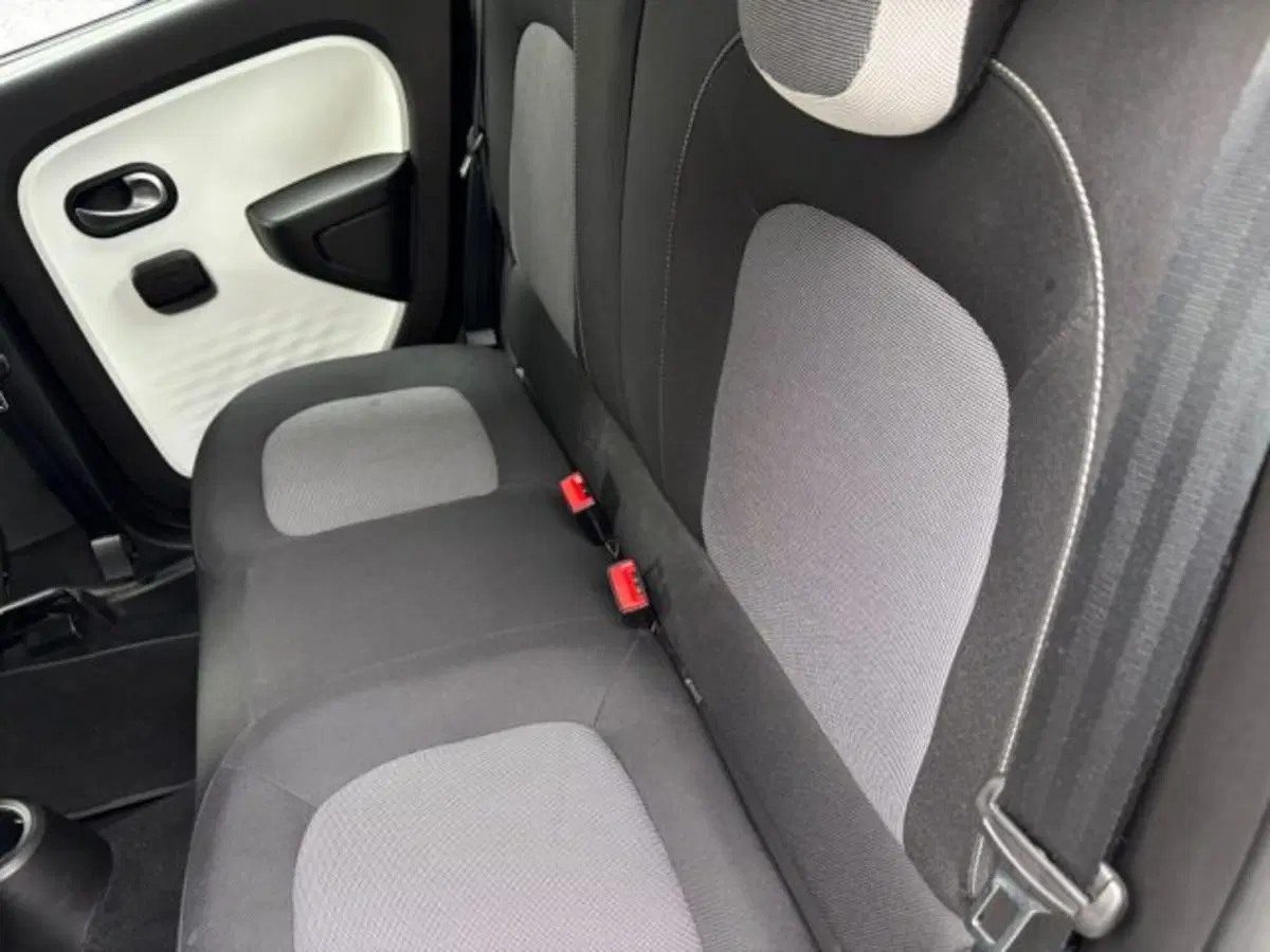 Renault Twingo usata a Lodi (13)