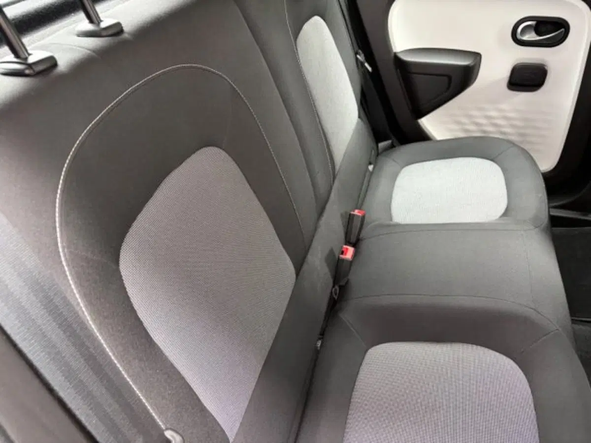 Renault Twingo usata a Lodi (14)