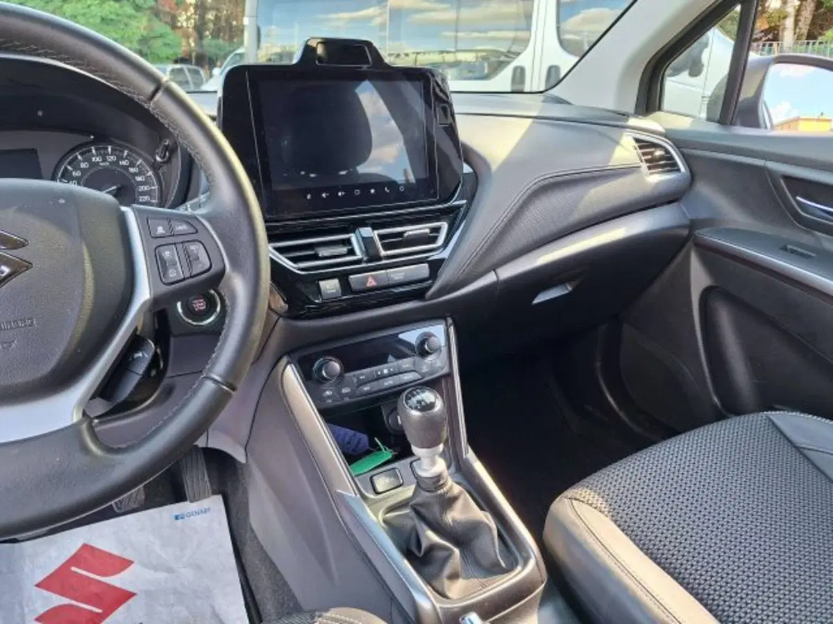 Suzuki S-Cross usata a Como (9)