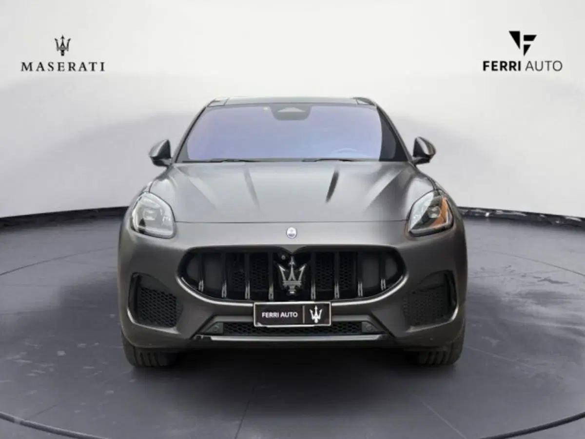 Maserati Grecale usata a Udine (3)