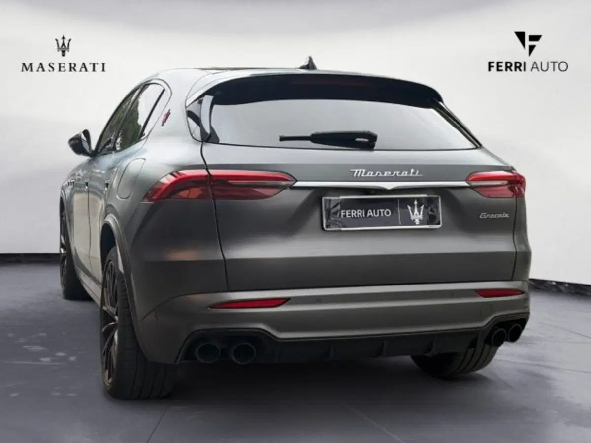 Maserati Grecale usata a Udine (7)