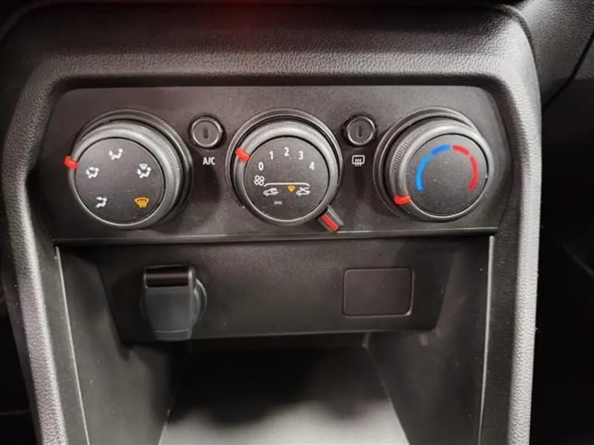 Dacia Sandero Stepway usata a Siena (13)