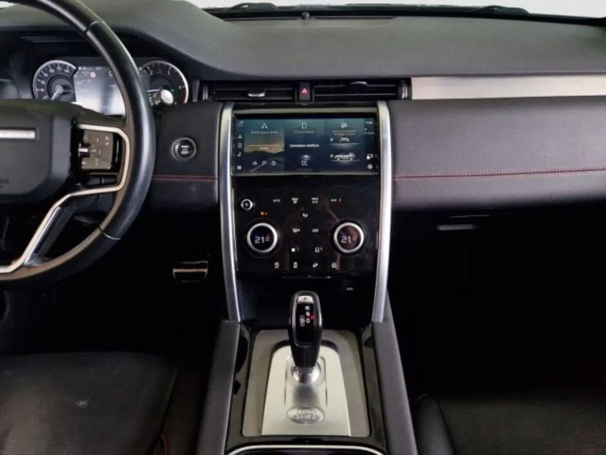 Land Rover Discovery Sport usata a Livorno (17)