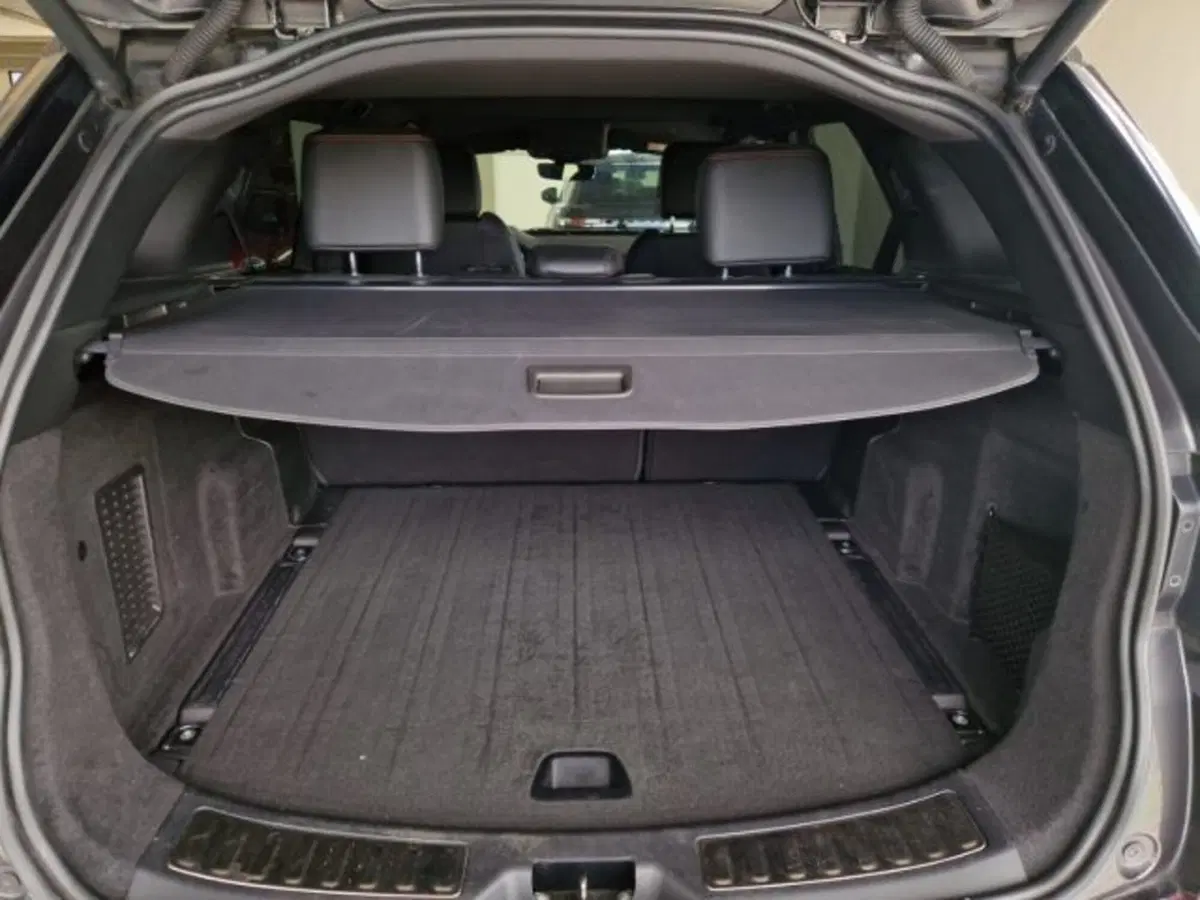 Land Rover Discovery Sport usata a Livorno (19)