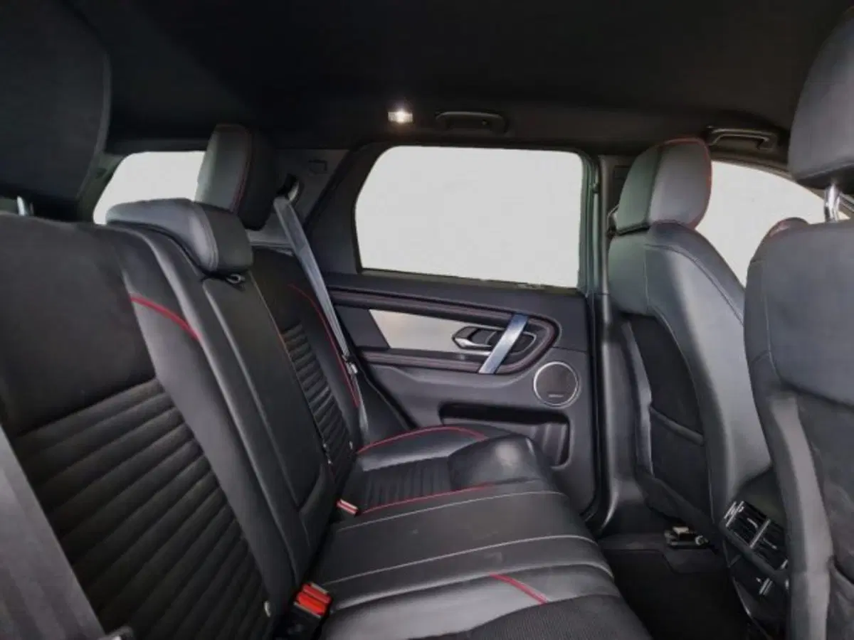 Land Rover Discovery Sport usata a Livorno (6)